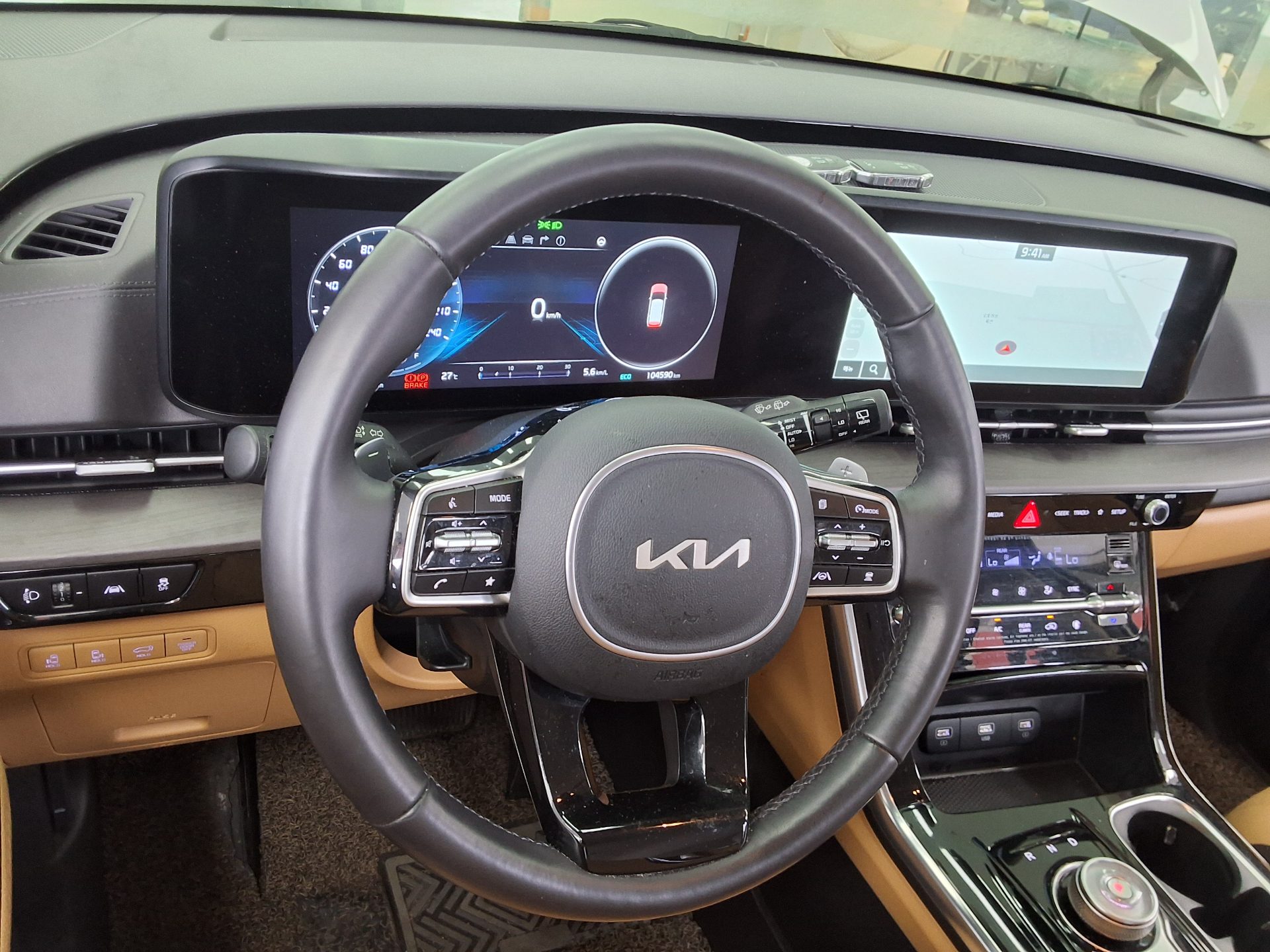 2023 - kia carnival