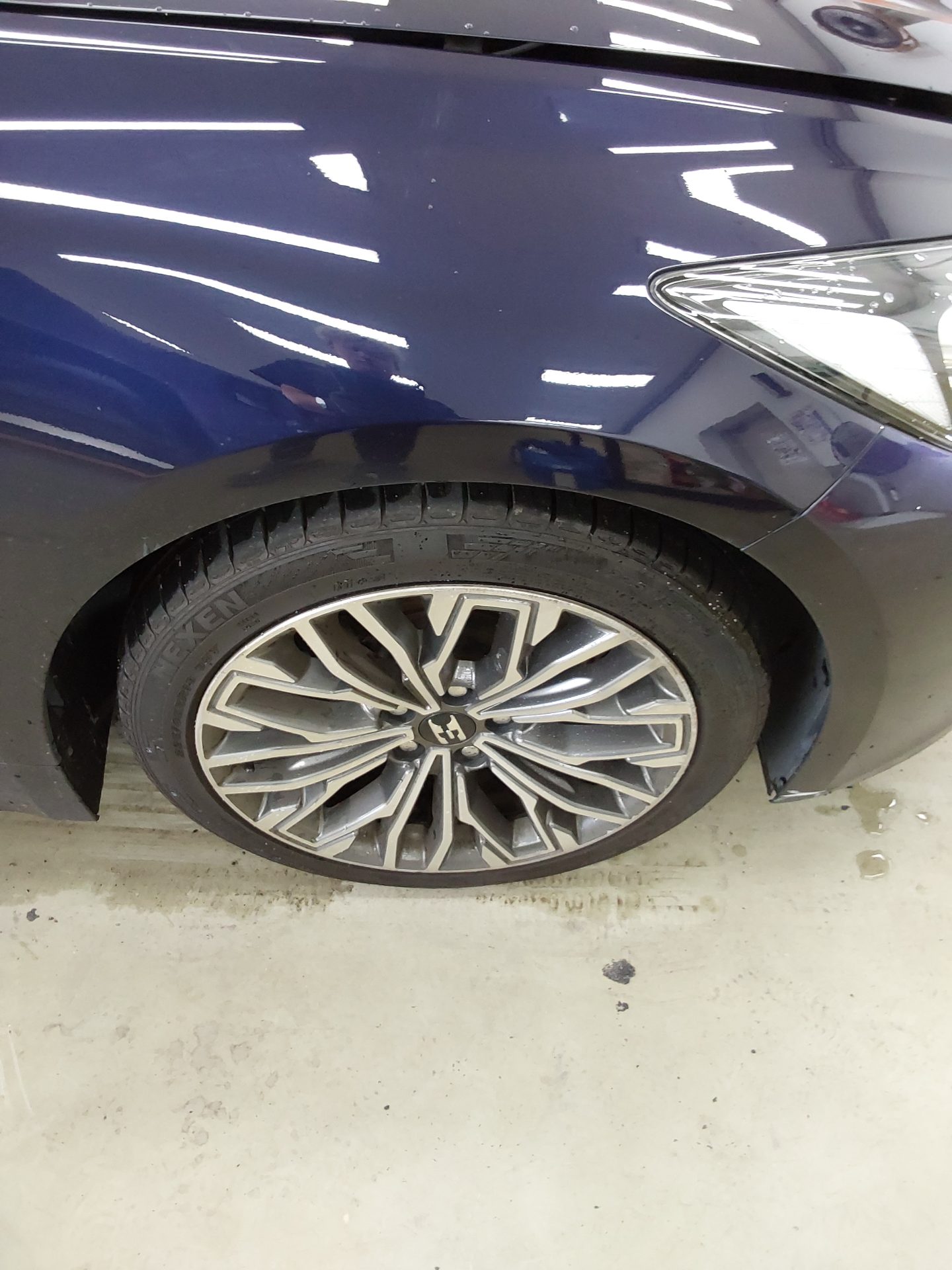 2018 - kia stinger