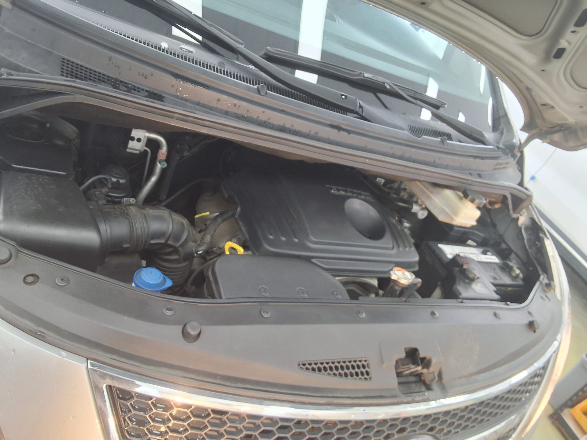 2014 - hyundai grand starex