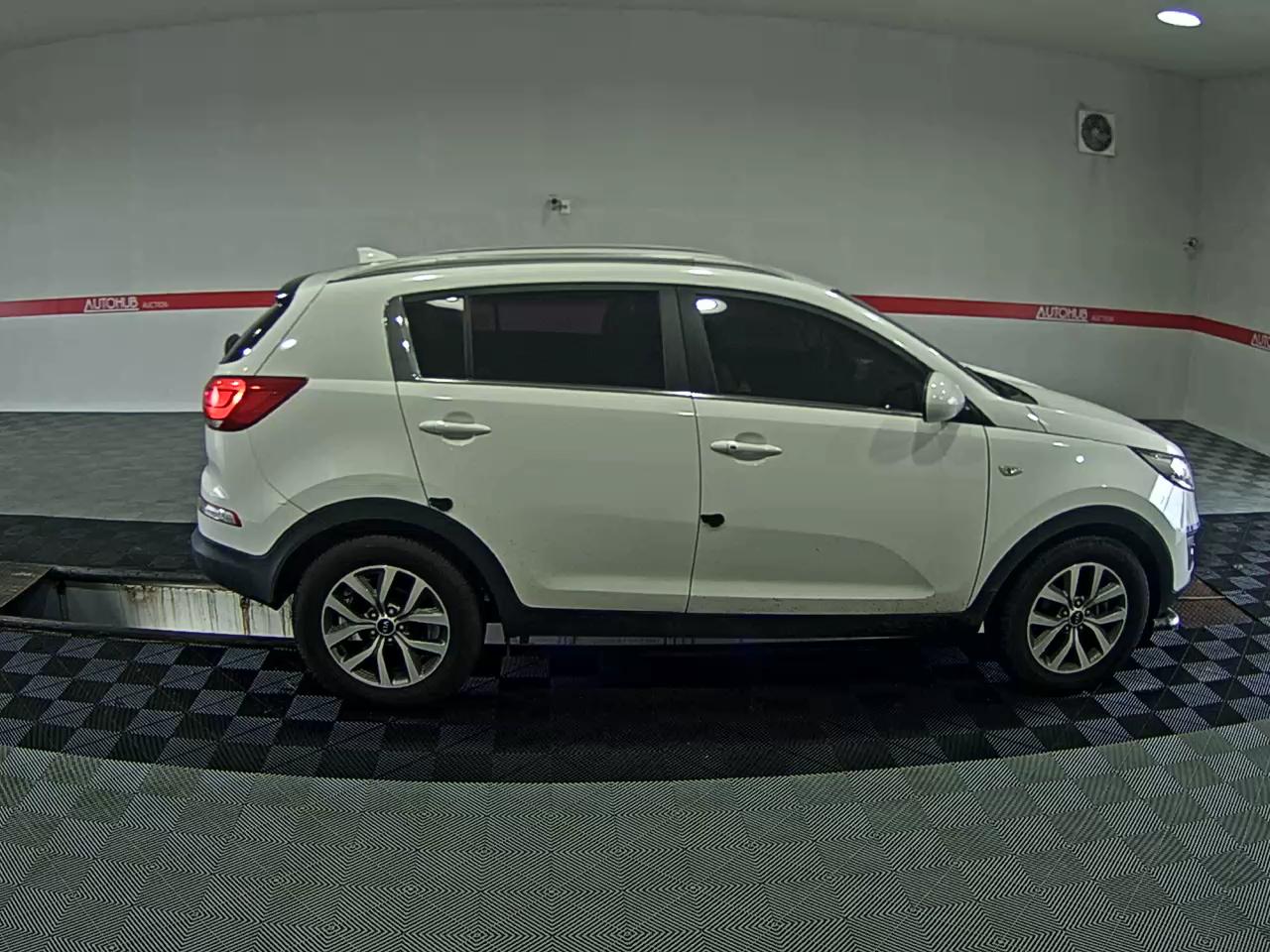 2016 - kia sportage