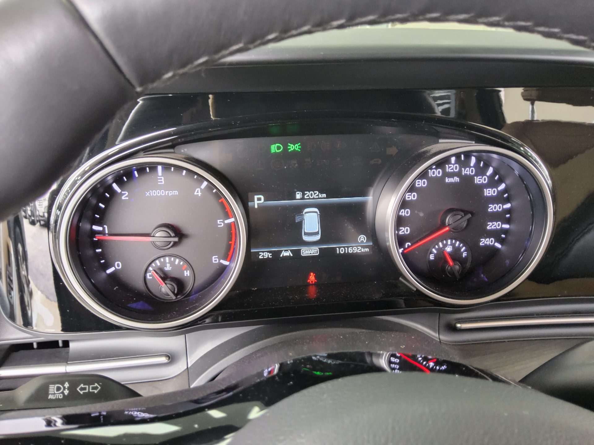 2023 - kia carnival