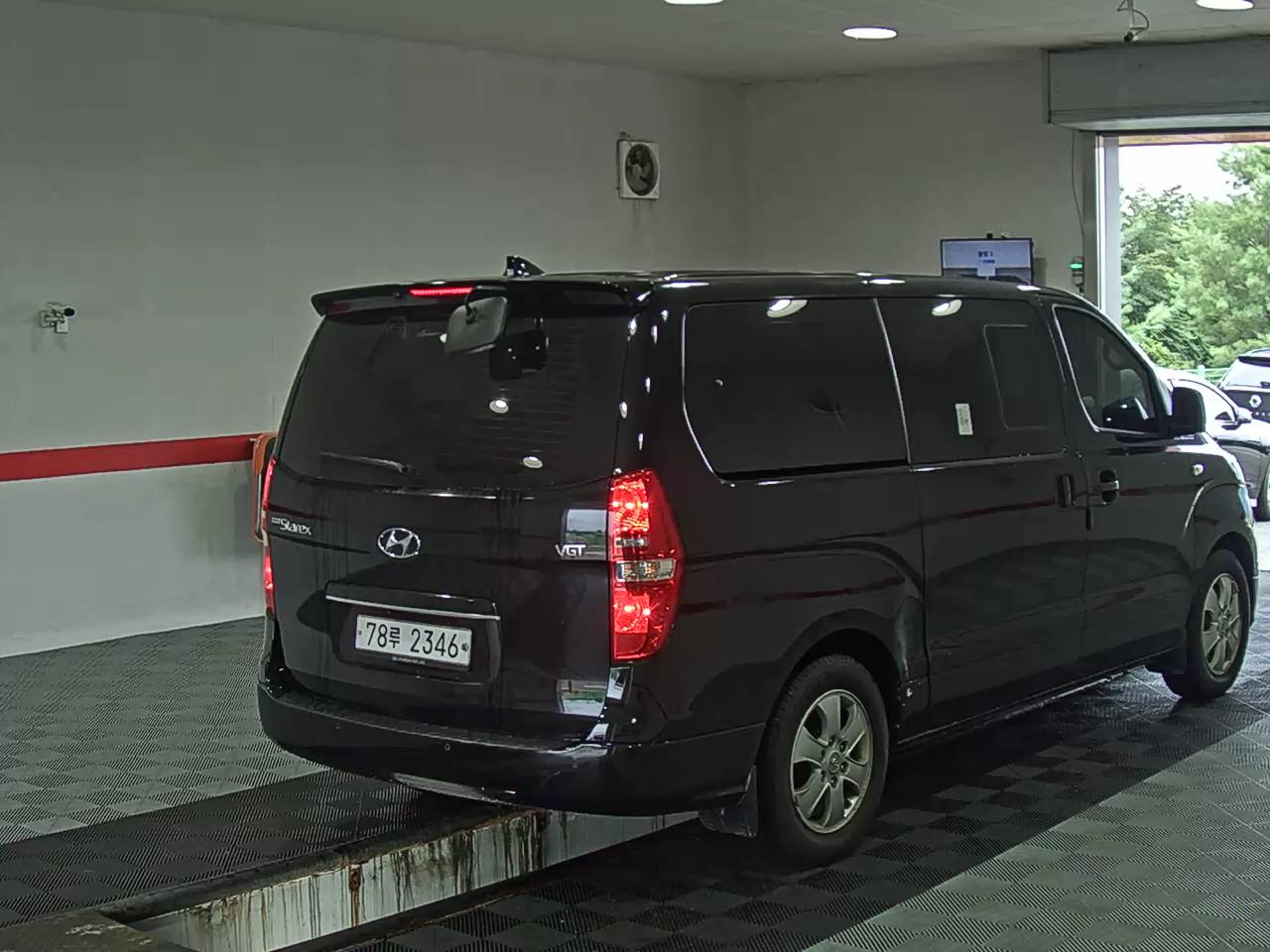 2020 - hyundai grand starex