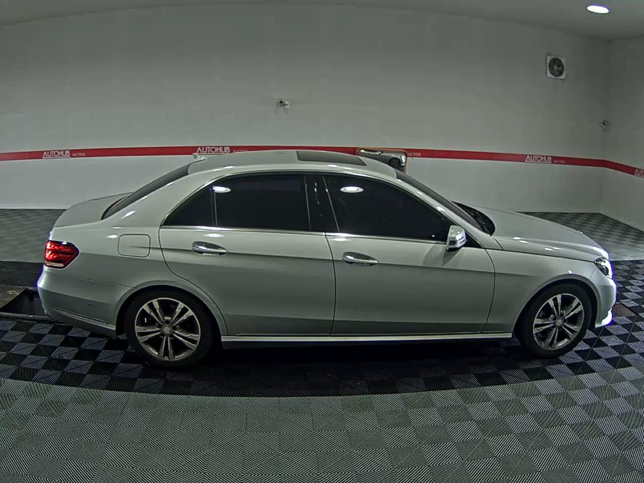 مرسيدس بنز E Class (4Th Gen) E220 Cdi Avantgarde 2015 E220
