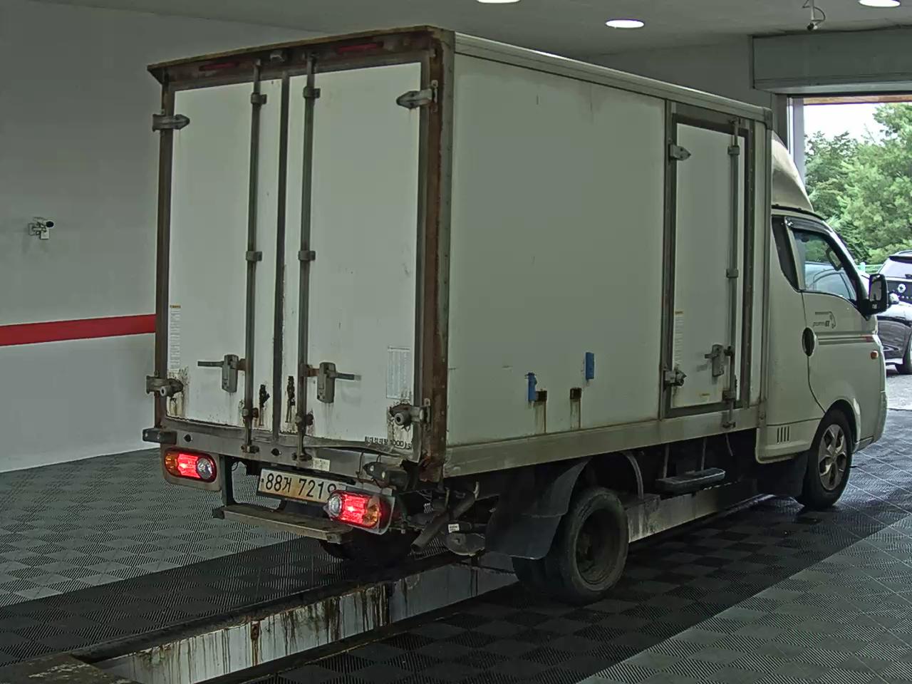 2017 - hyundai truck