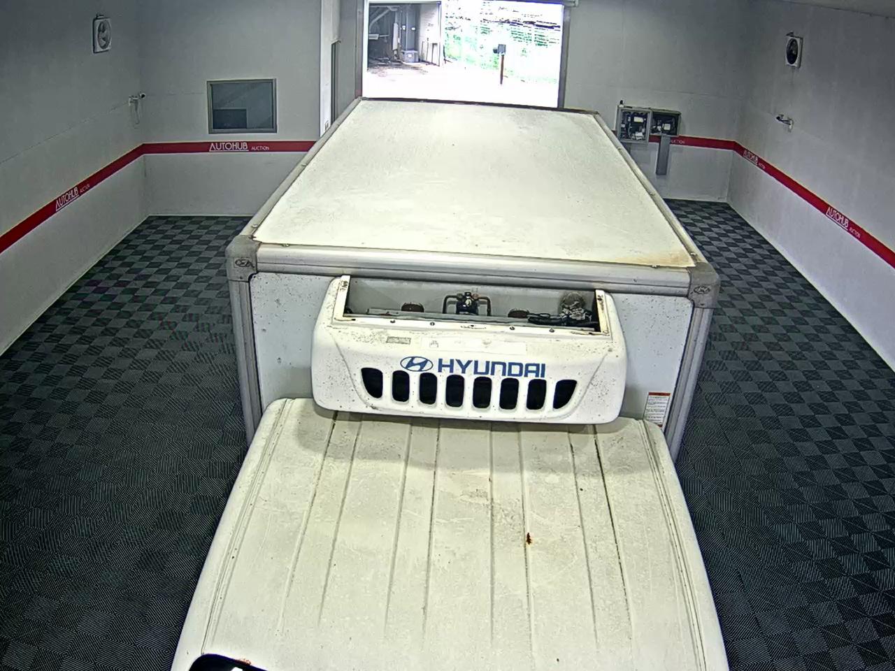 2010 - hyundai truck