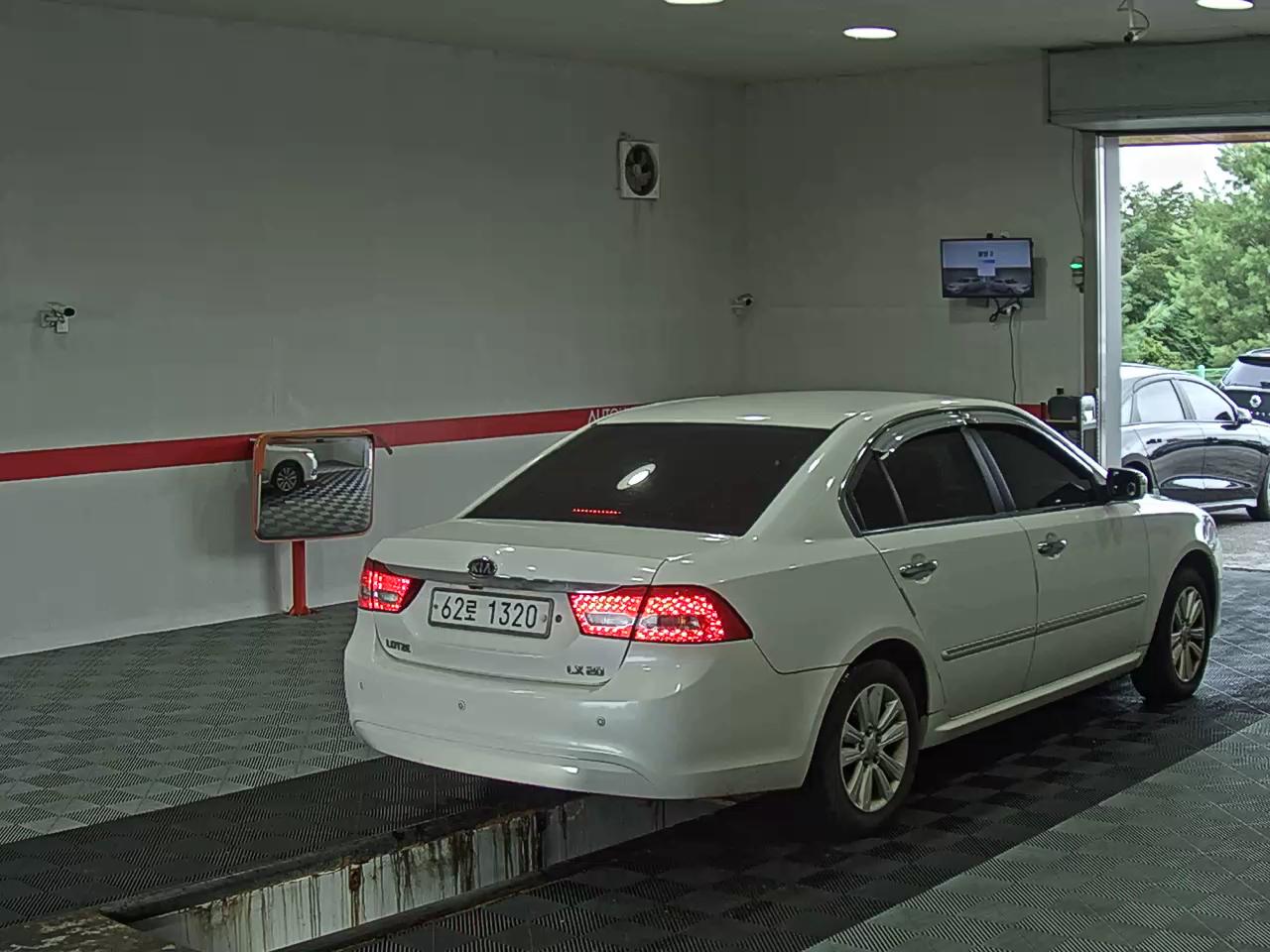 2010 - kia lotze