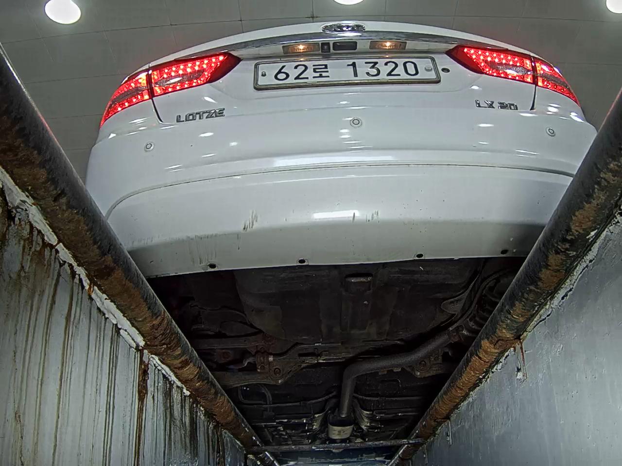 2010 - kia lotze