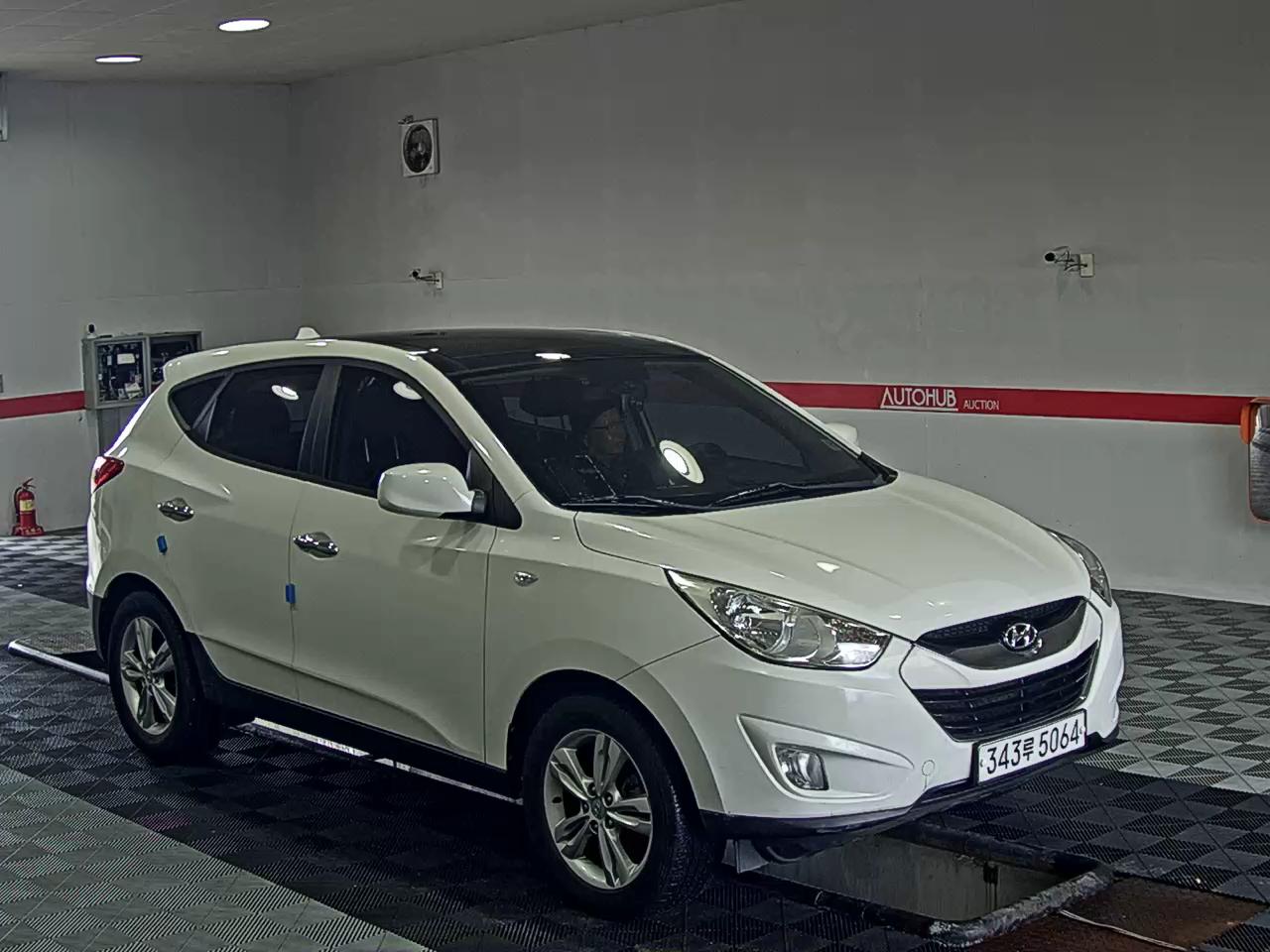 2010 - hyundai tucson