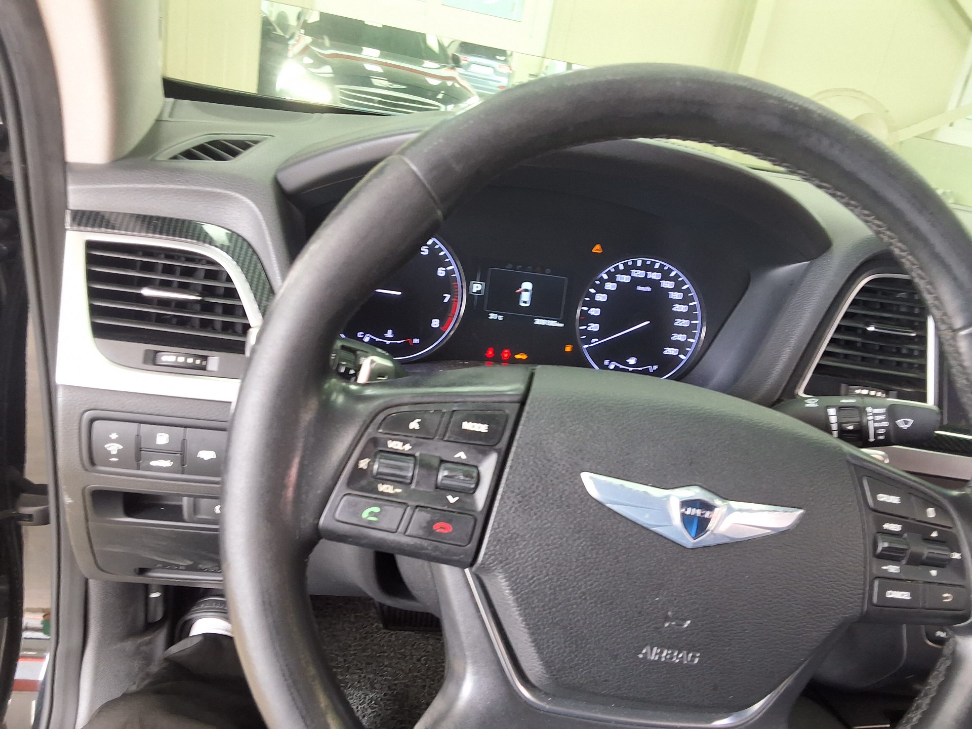 2016 - hyundai g330