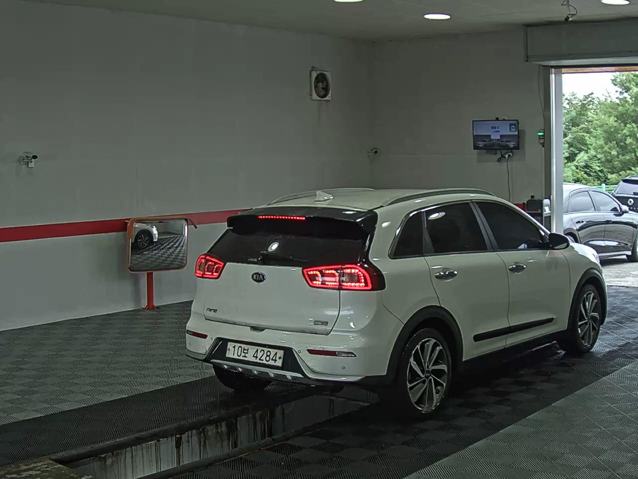 2018 - kia niro