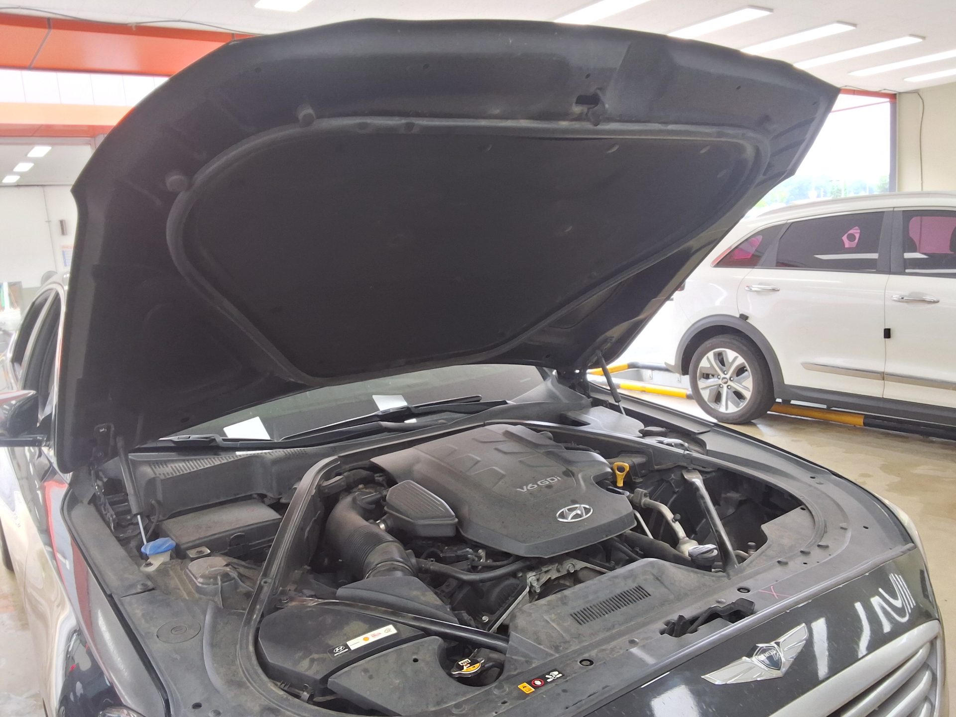 2016 - hyundai g330