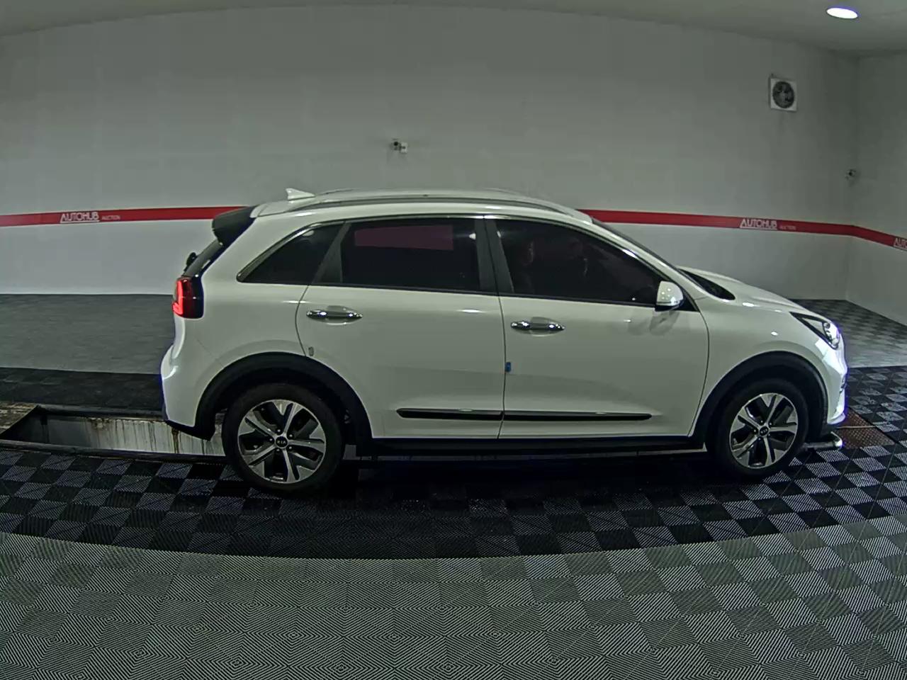 2020 - kia niro