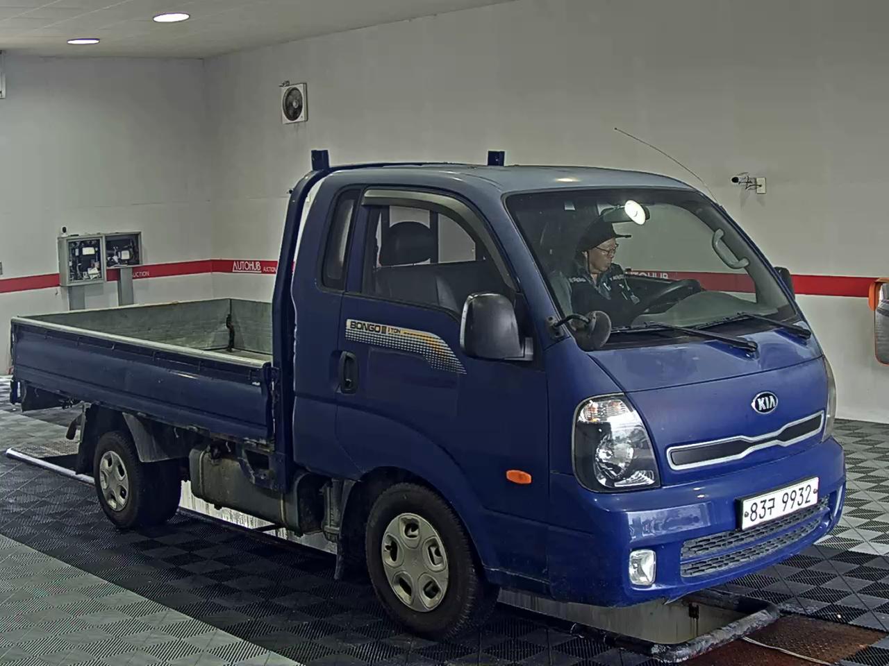2012 - kia bongo