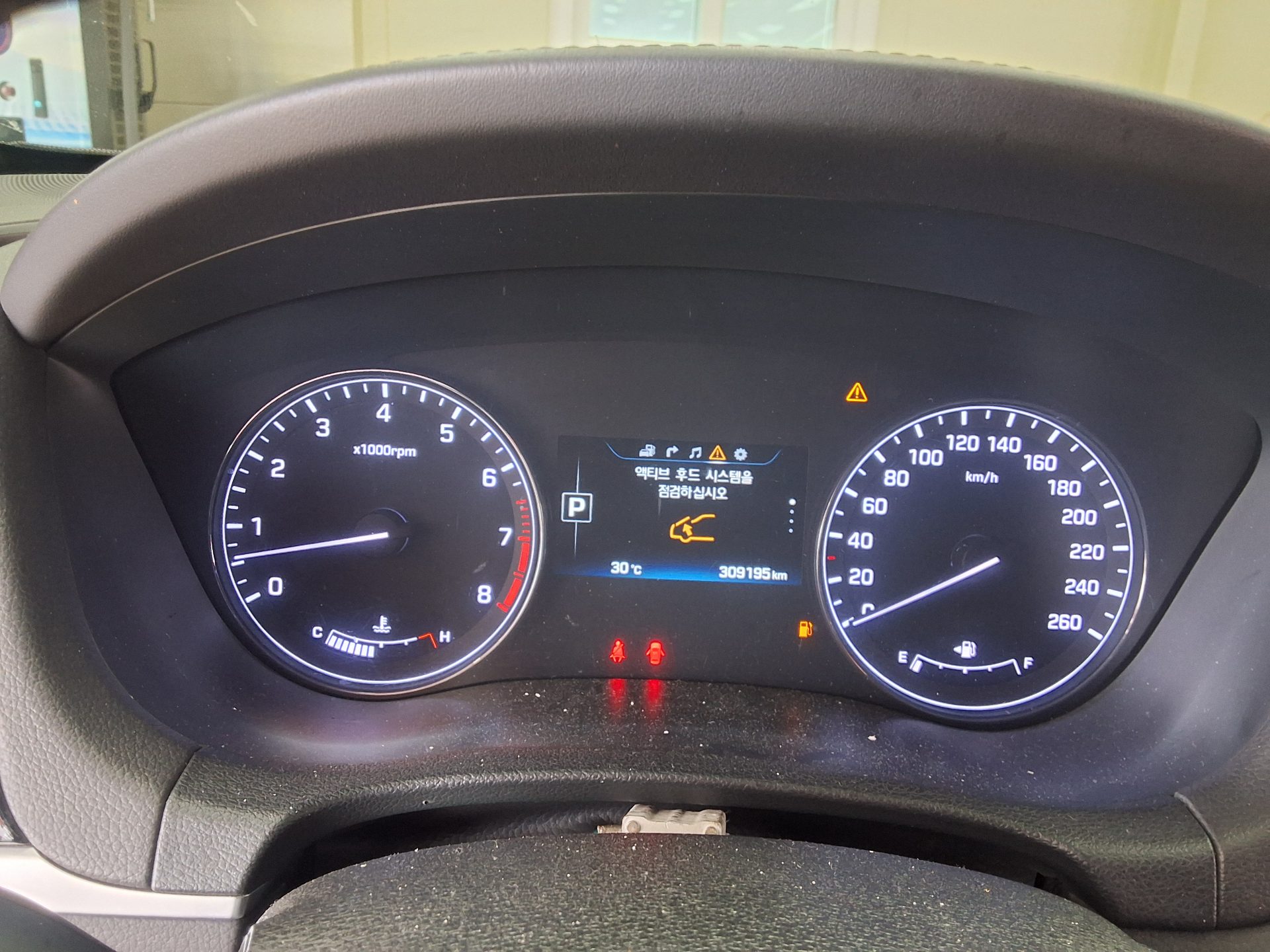 2016 - hyundai g330