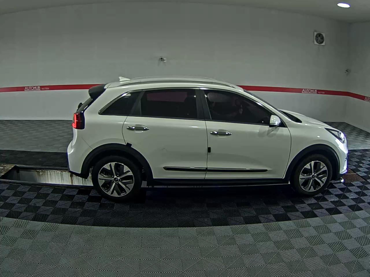 2020 - kia niro