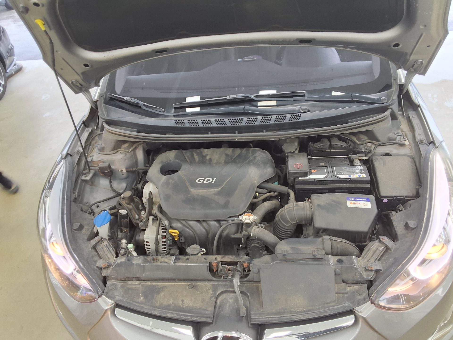 2014 - hyundai avante