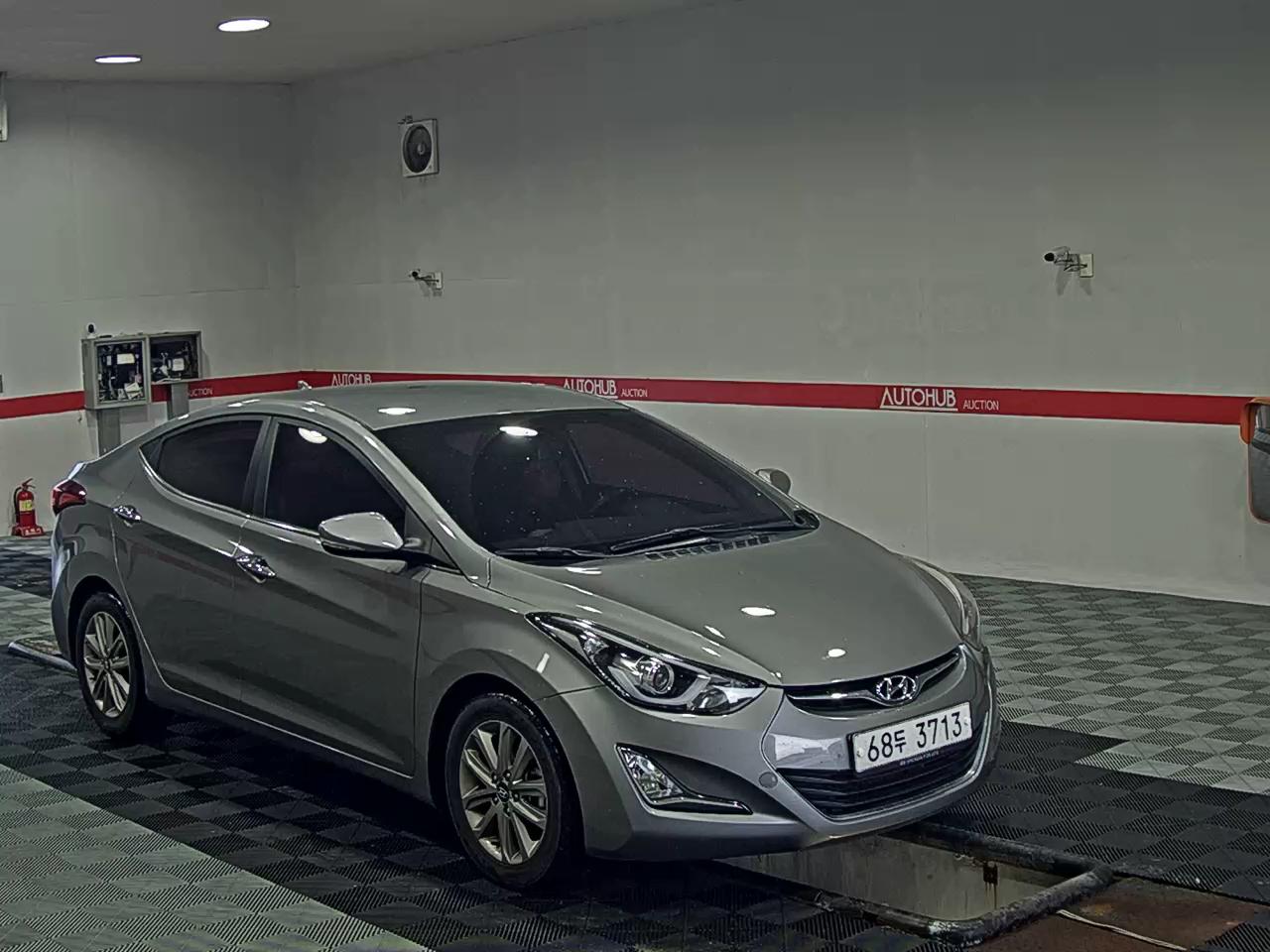 2014 - hyundai avante