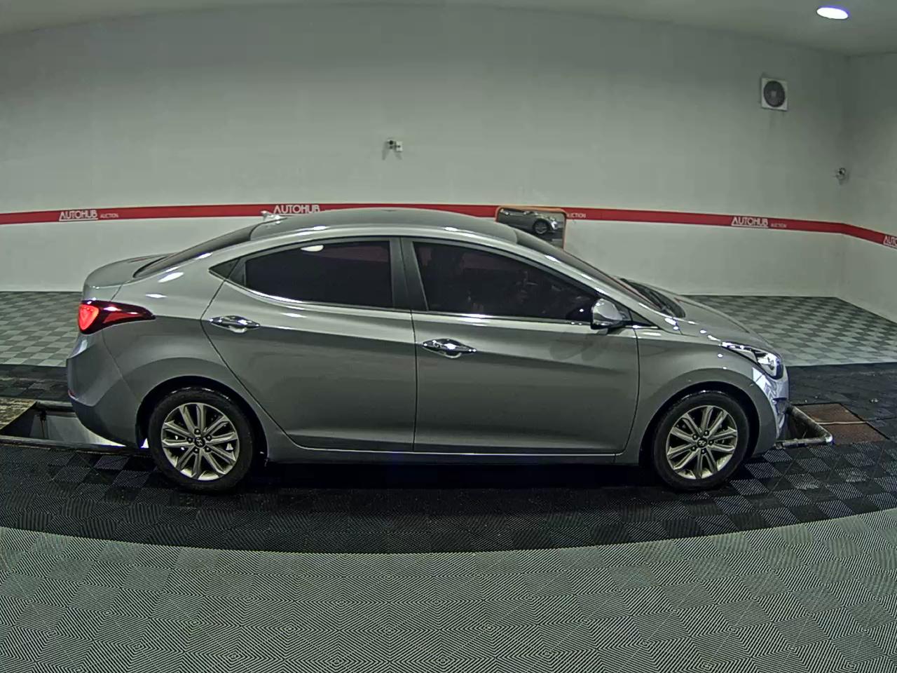 2014 - hyundai avante