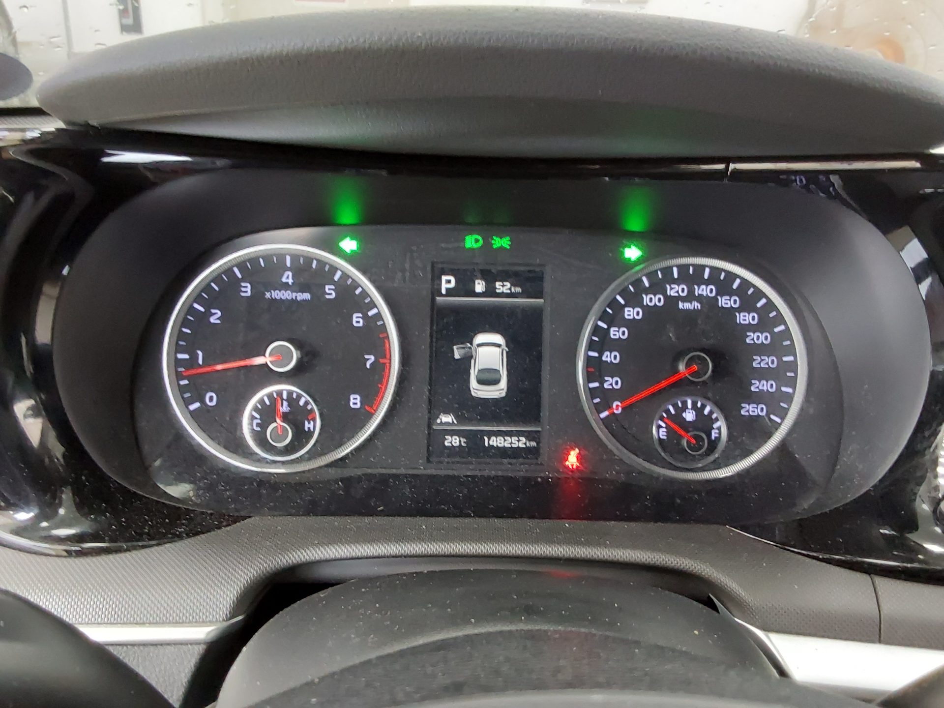 2022 - kia k5