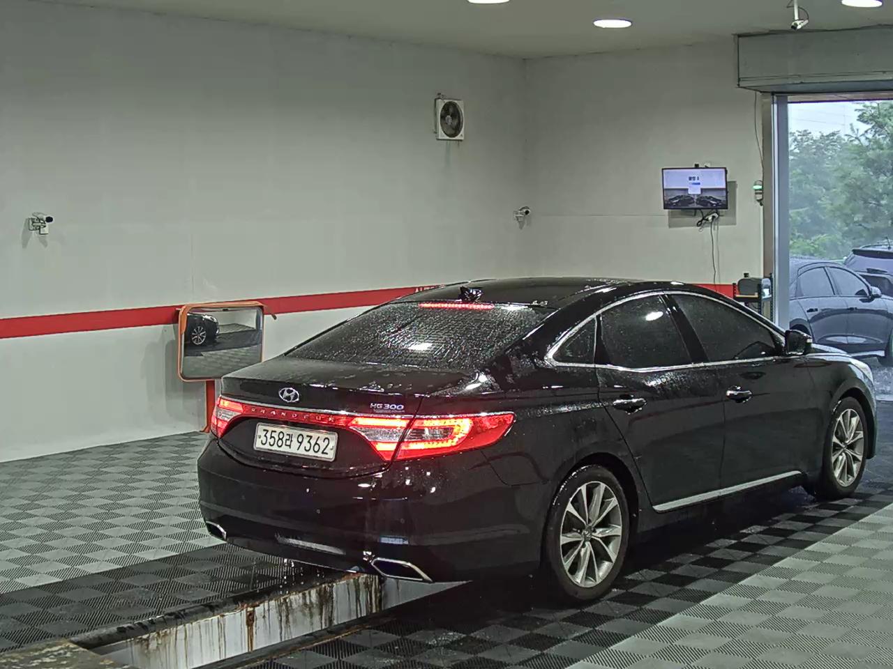2017 - hyundai grandeur