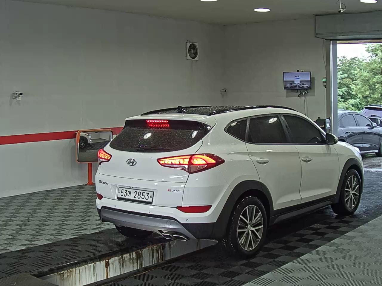 2016 - hyundai tucson