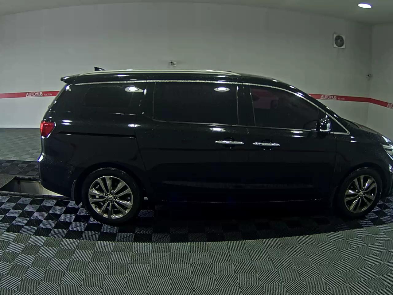 2016 - kia carnival