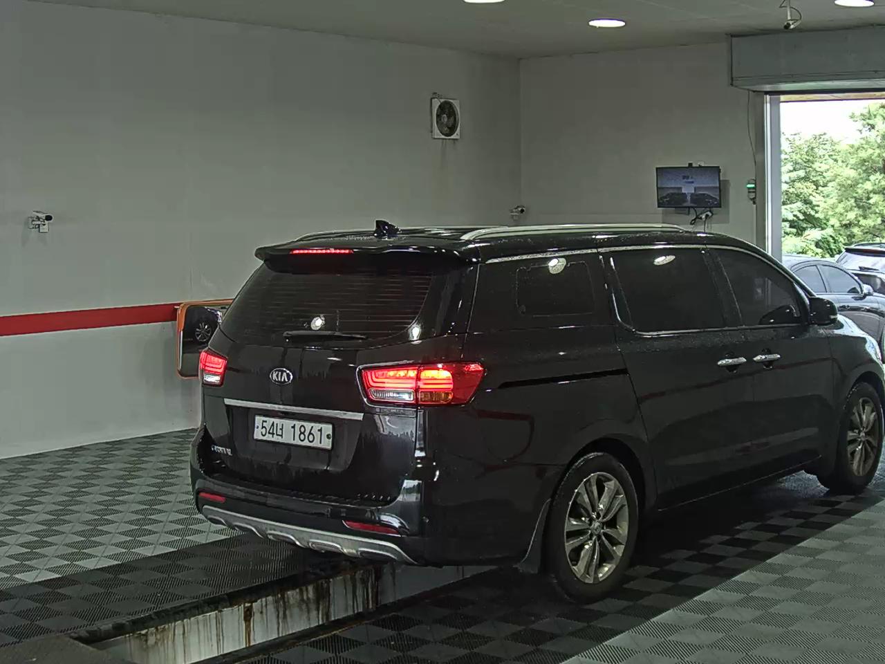 2016 - kia carnival
