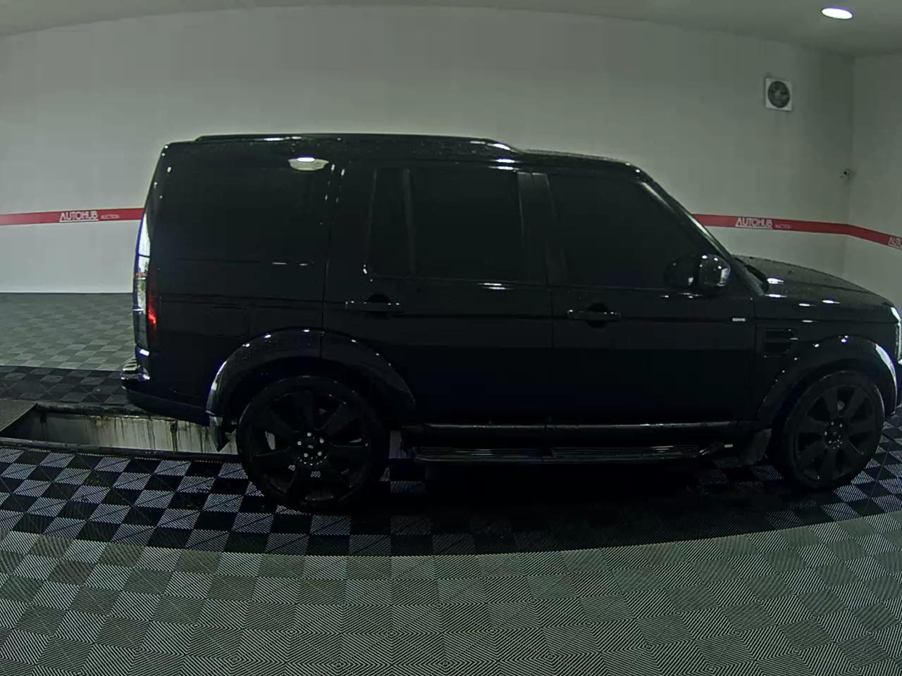 2014 - land rover discovery