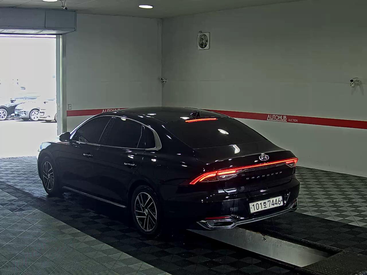 2020 - hyundai grandeur