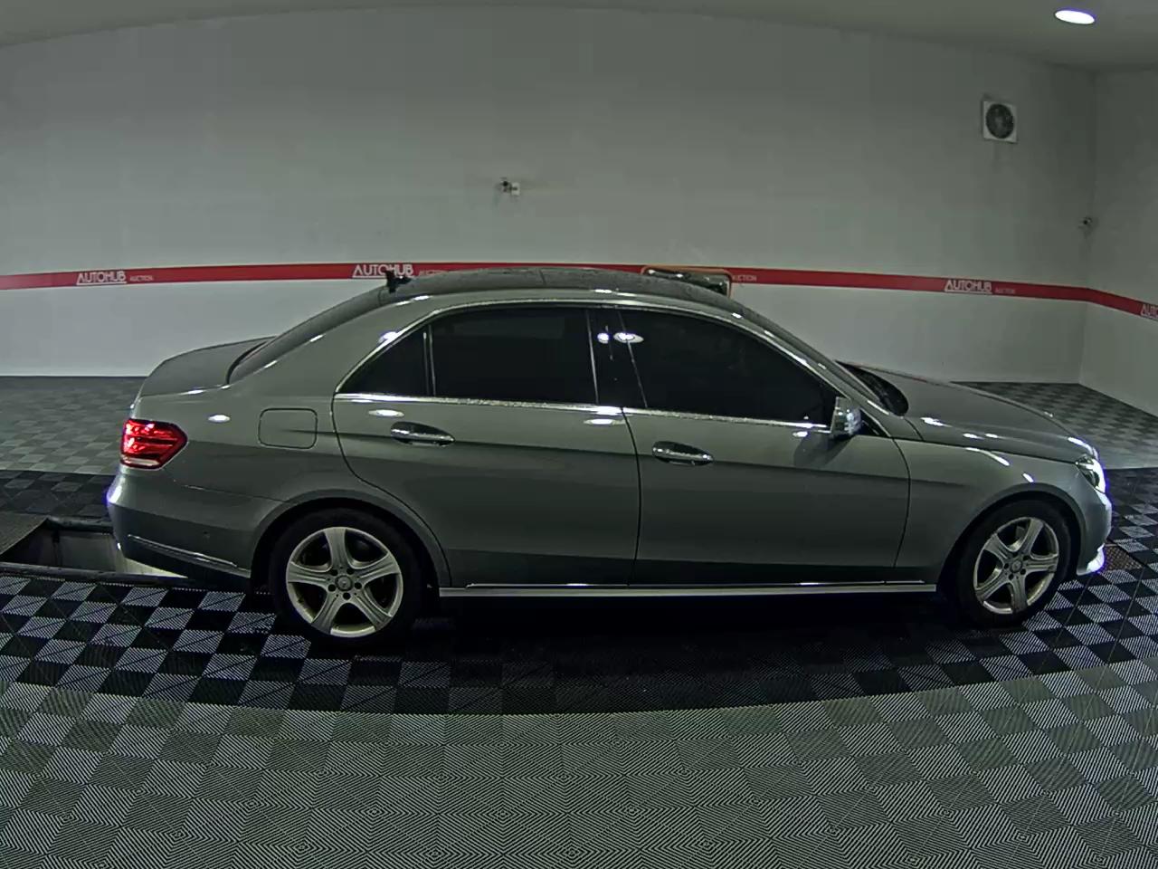 مرسيدس بنز E Class (4Th Gen) E250 Cdi فورماتيك 2014 4MATIC