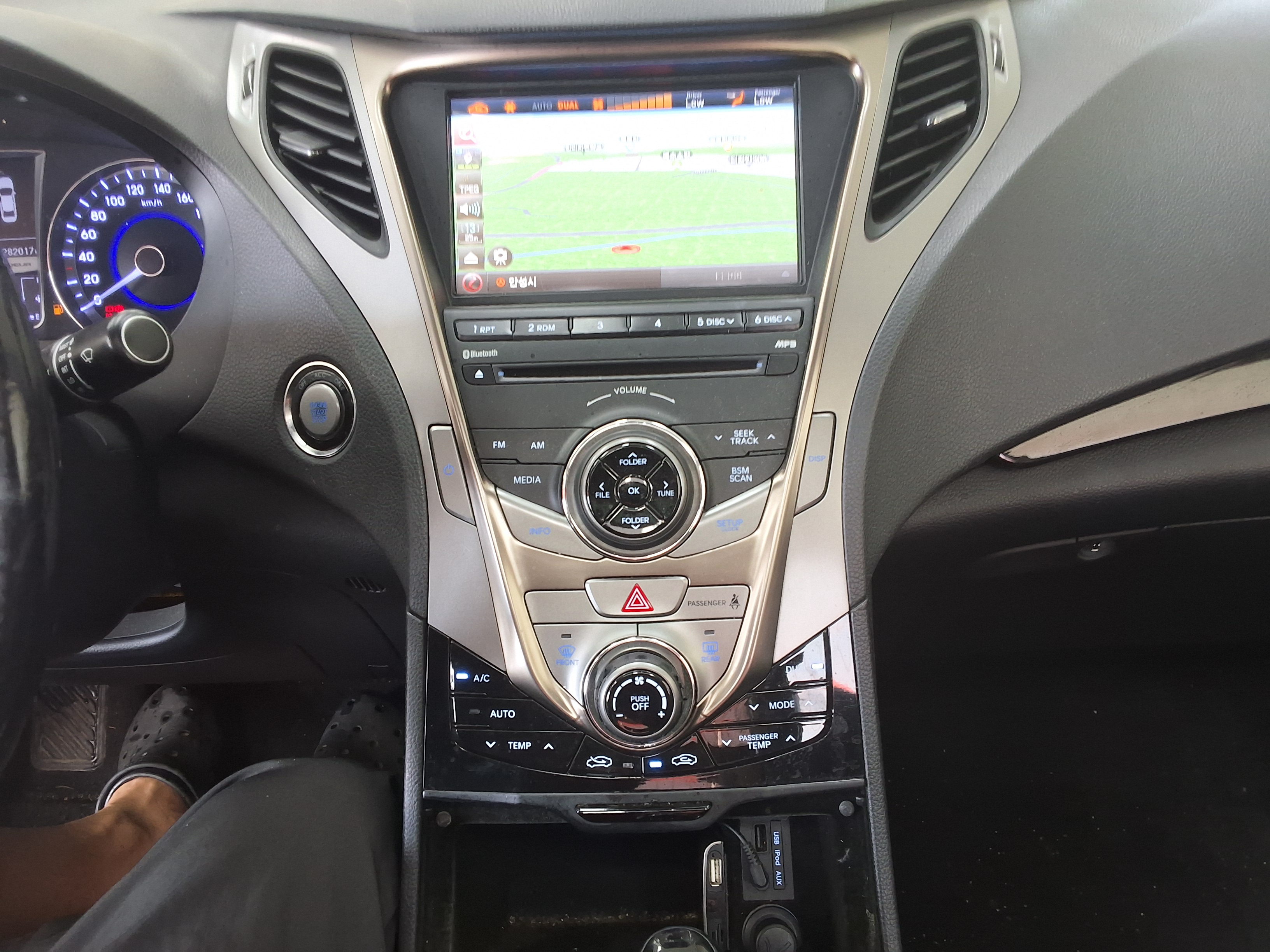 2012 - hyundai grandeur