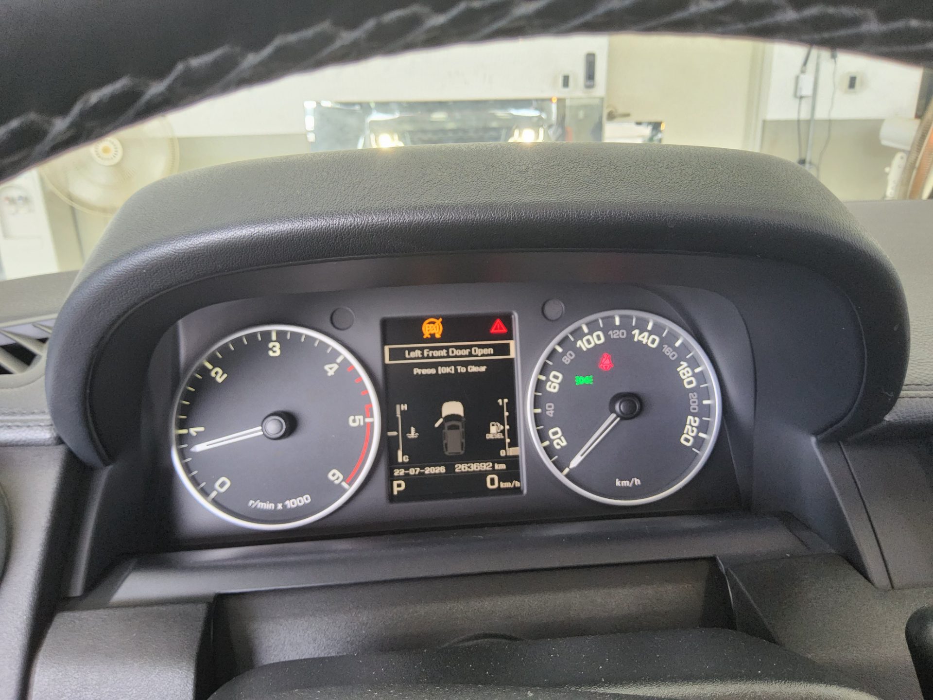 2015 - land rover discovery