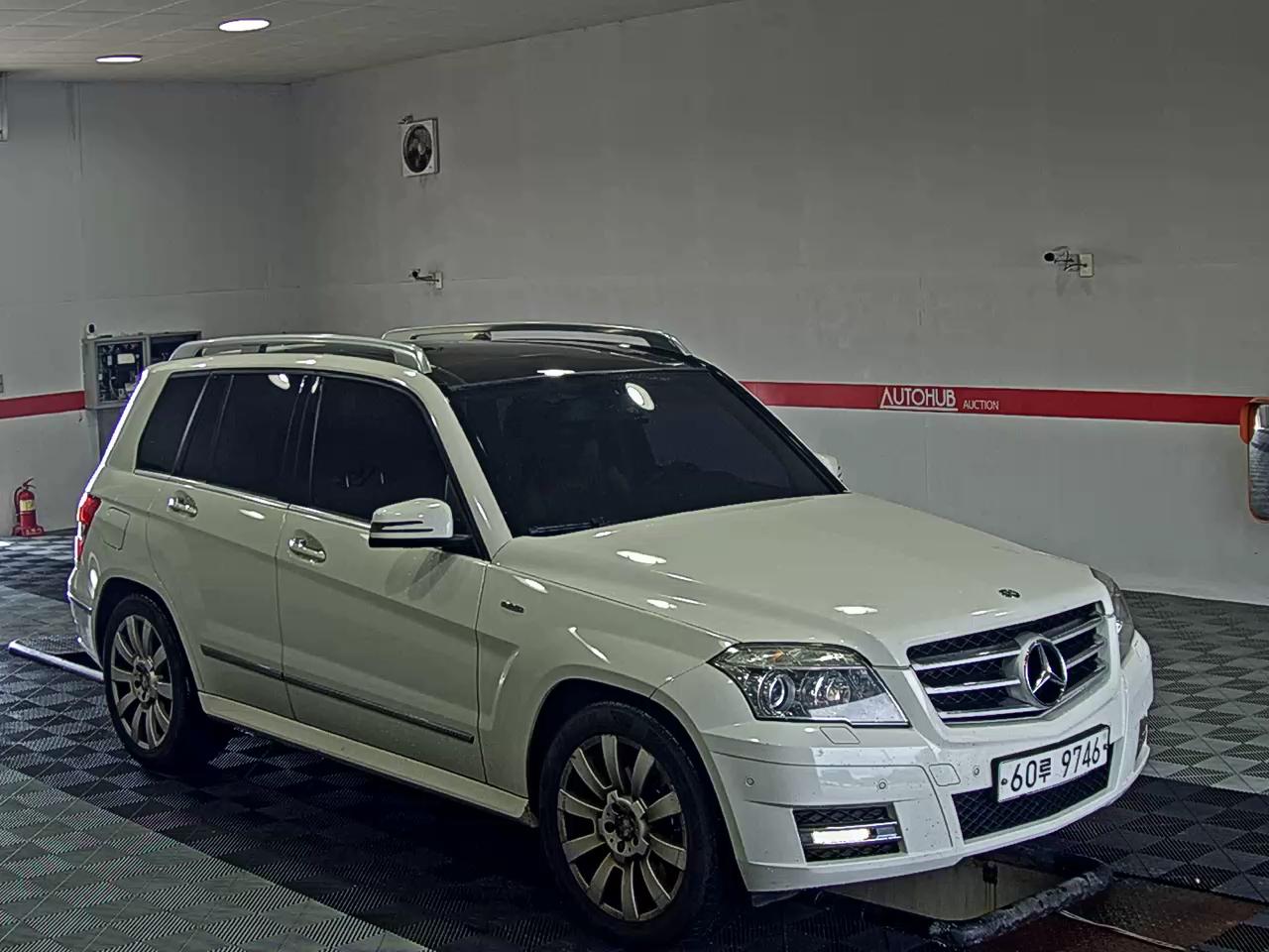 2012 - mercedes-benz glk220