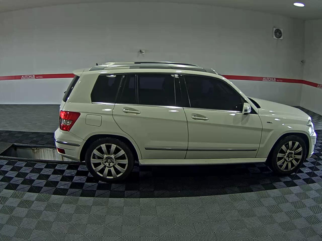 2012 - mercedes-benz glk220