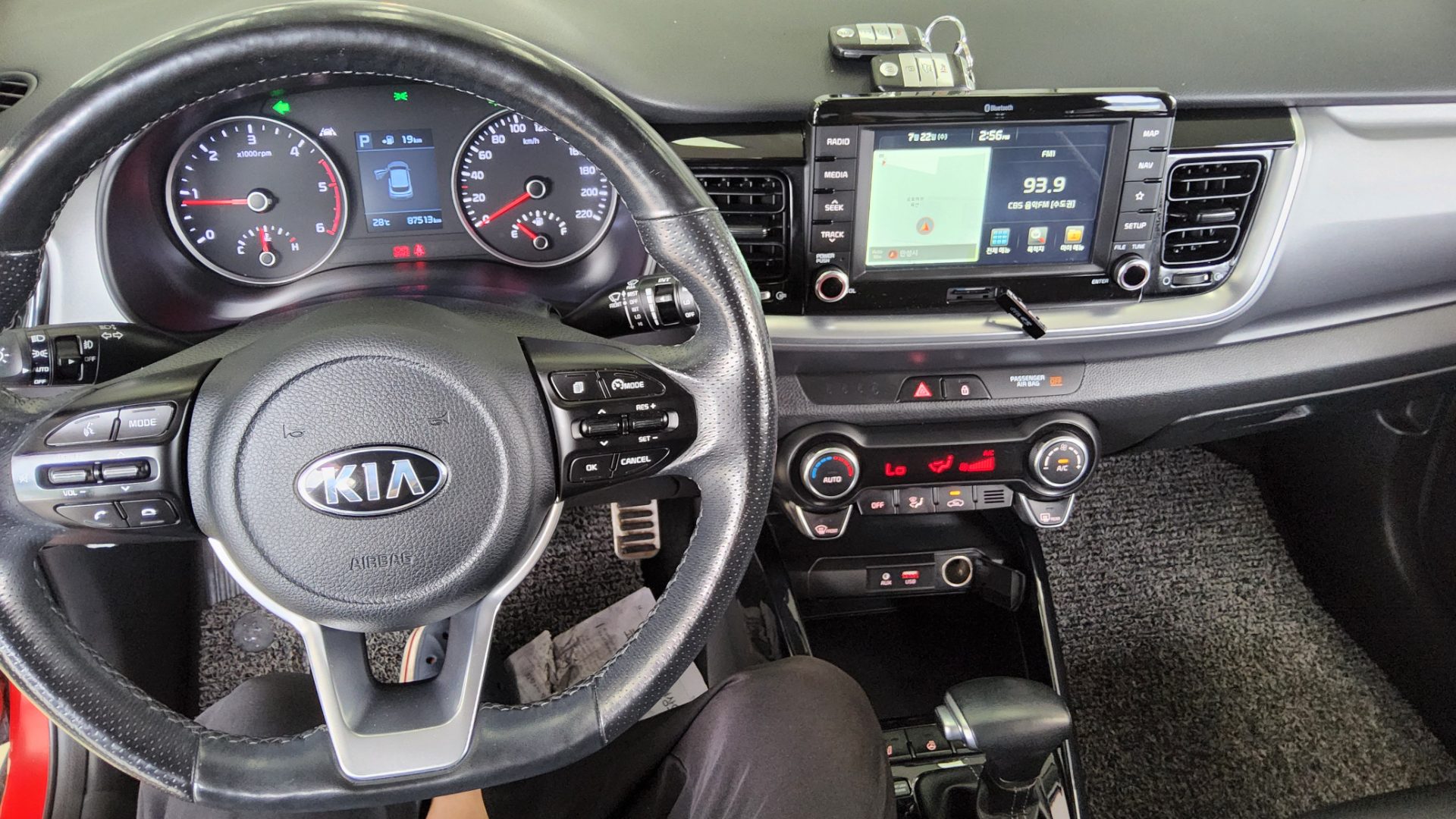 2018 - kia stonic