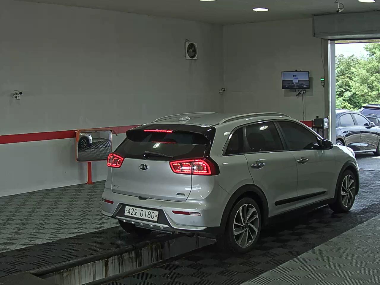 2017 - kia niro