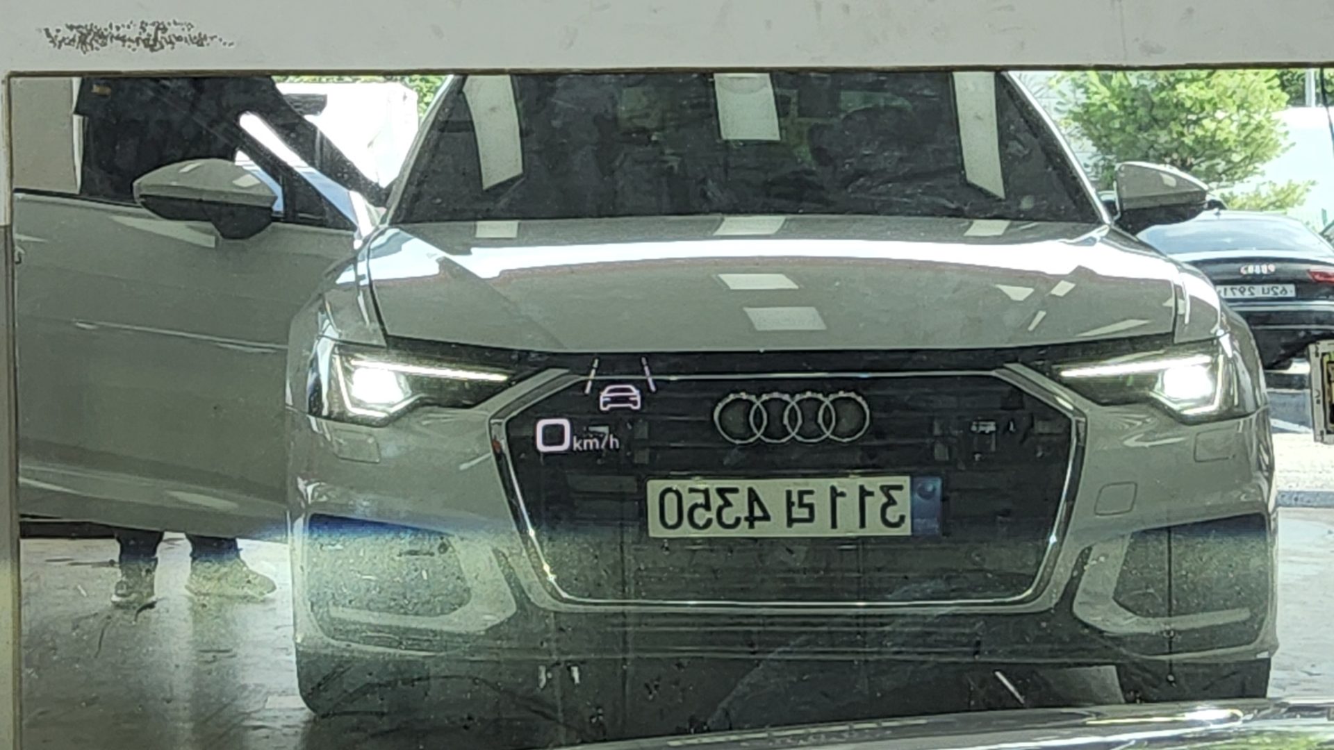 أودي إيه 6 (5Th Gen) 45 Tfsi بريميوم 2021 بريميوم
