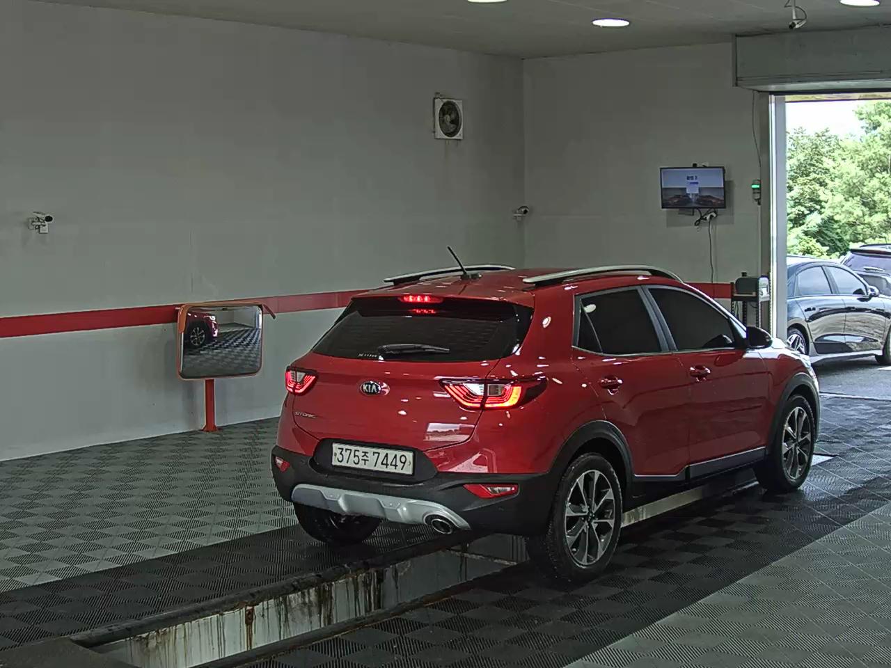 2018 - kia stonic