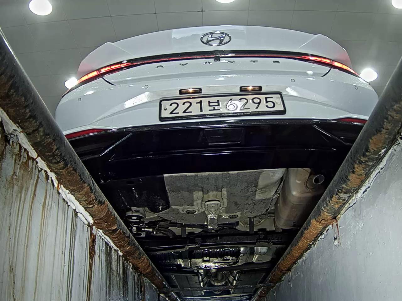 2021 - hyundai avante