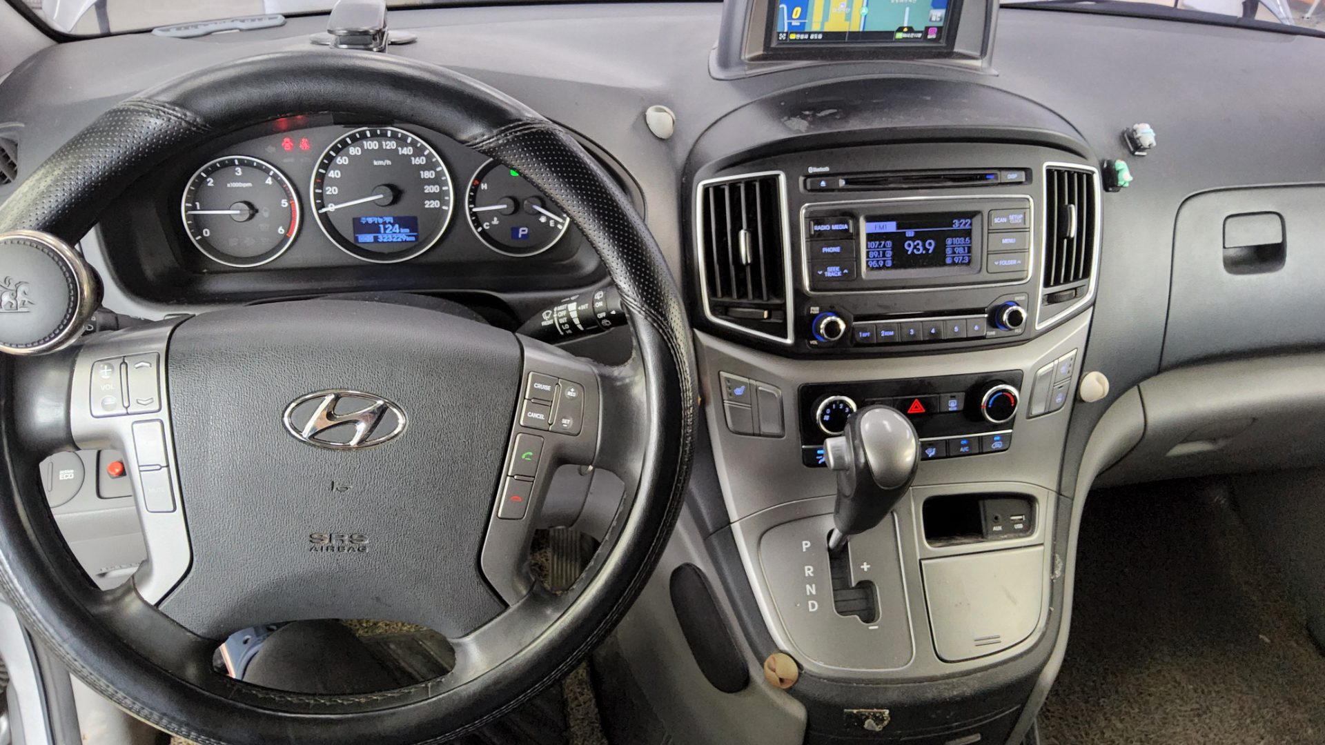 2017 - hyundai grand starex