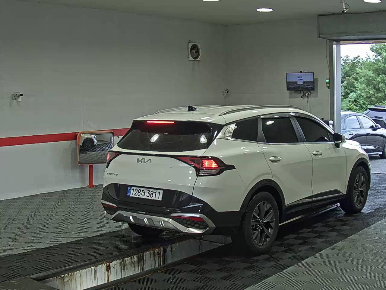 2022 - kia sportage