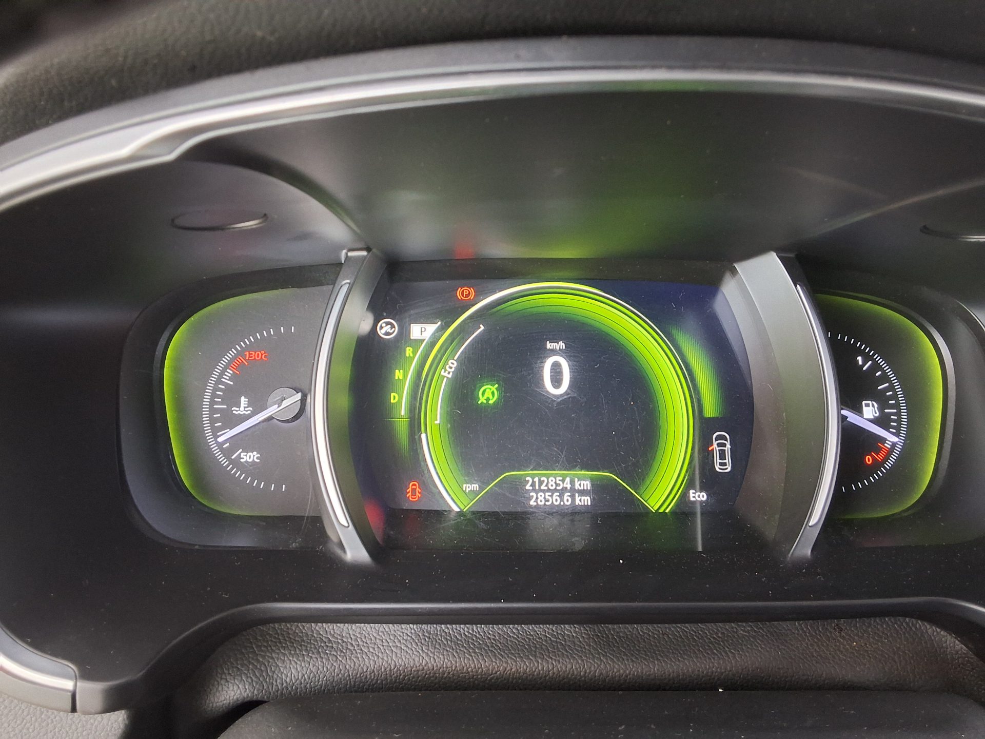 2017 - renault sm6