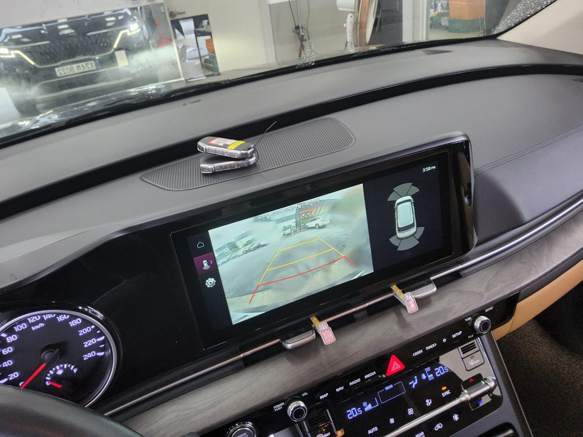 2023 - kia carnival