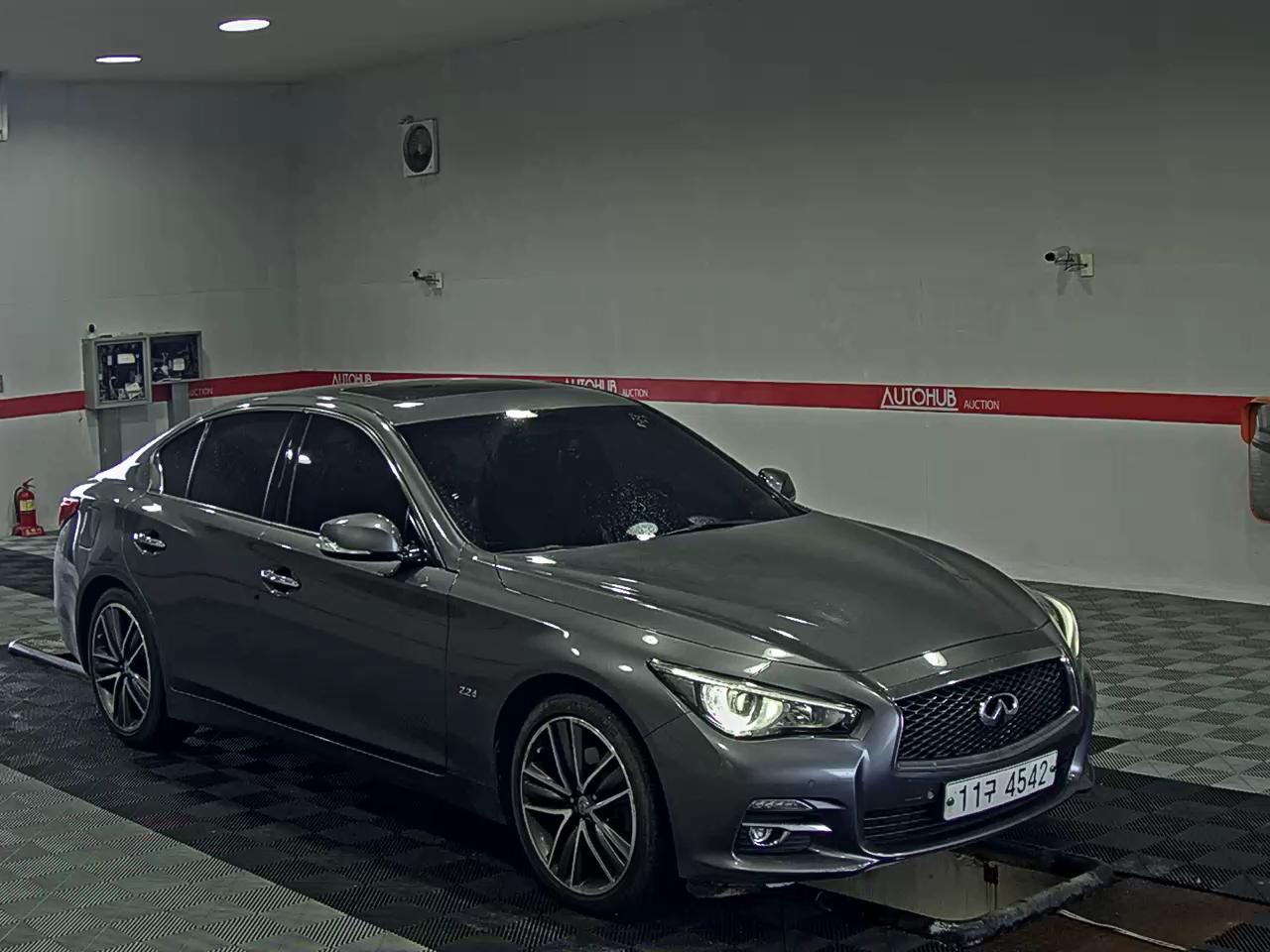 2015 - infiniti q50