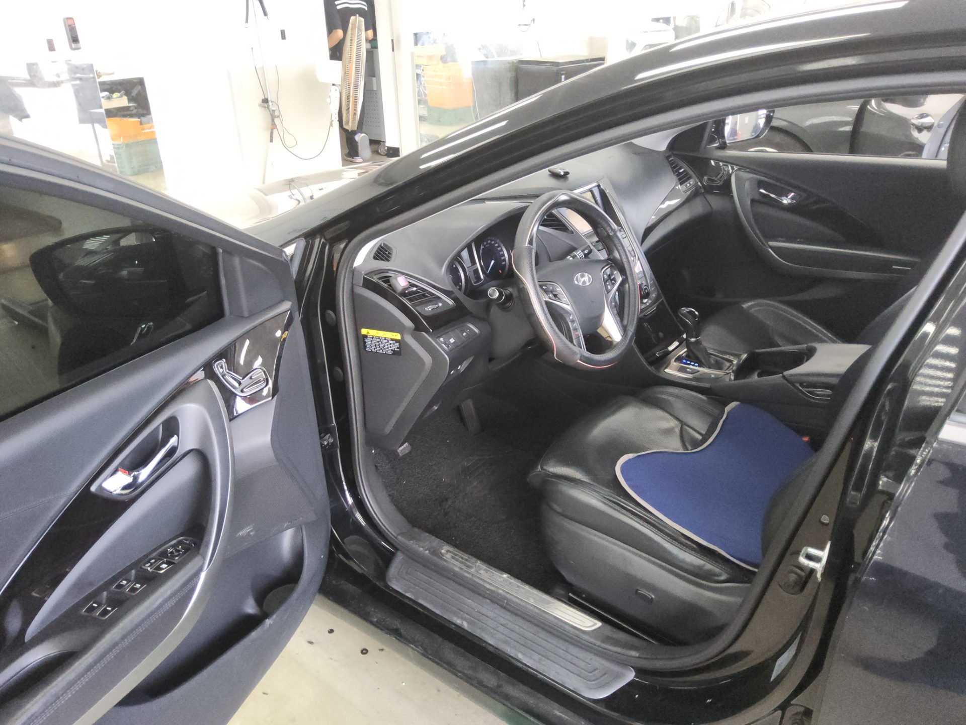 2013 - hyundai grandeur