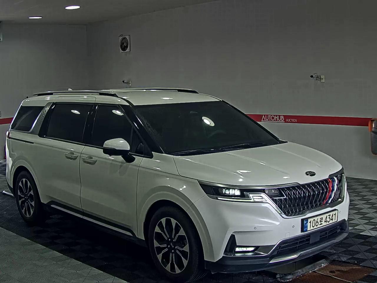 2021 - kia carnival