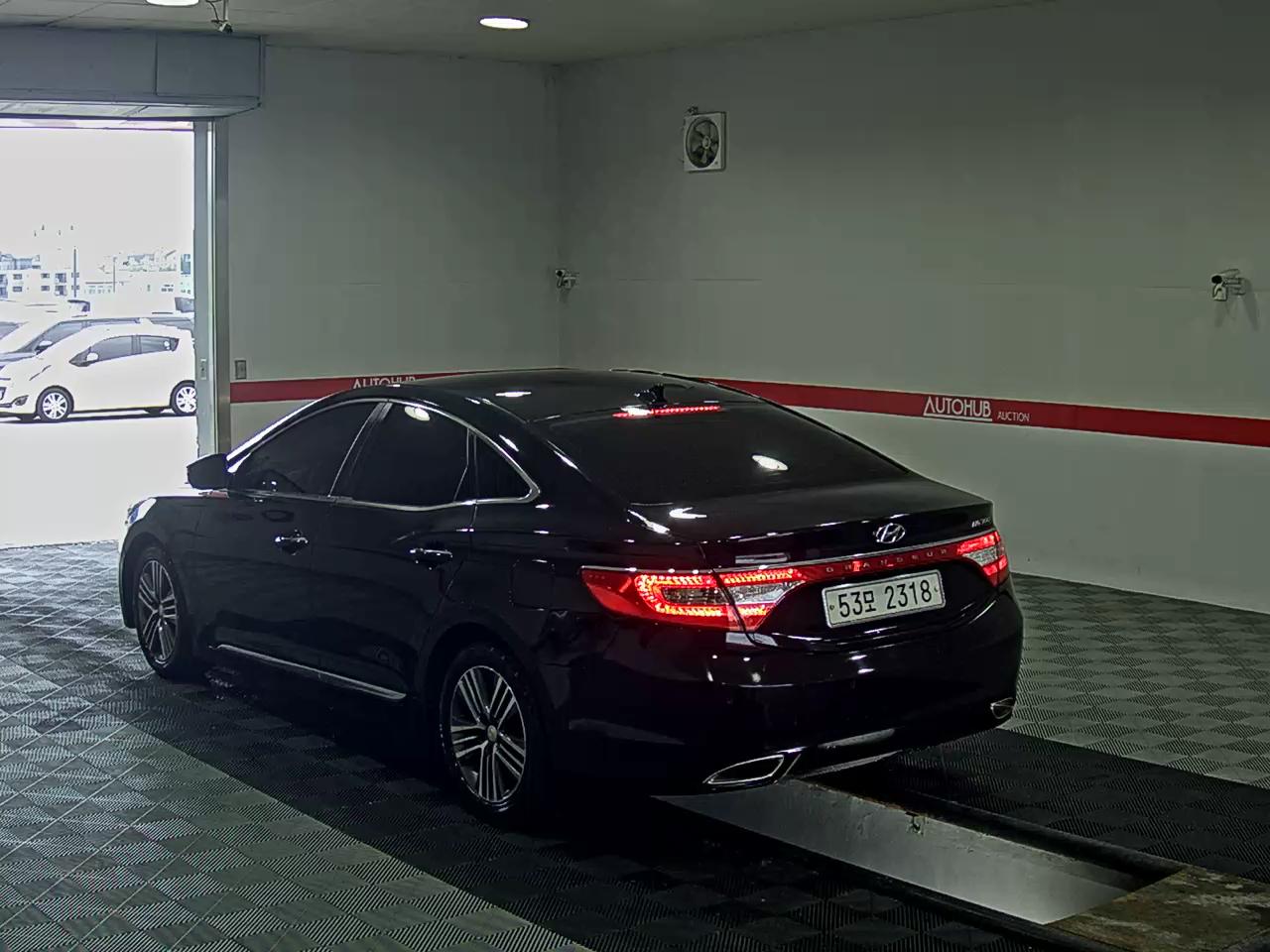 2013 - hyundai grandeur