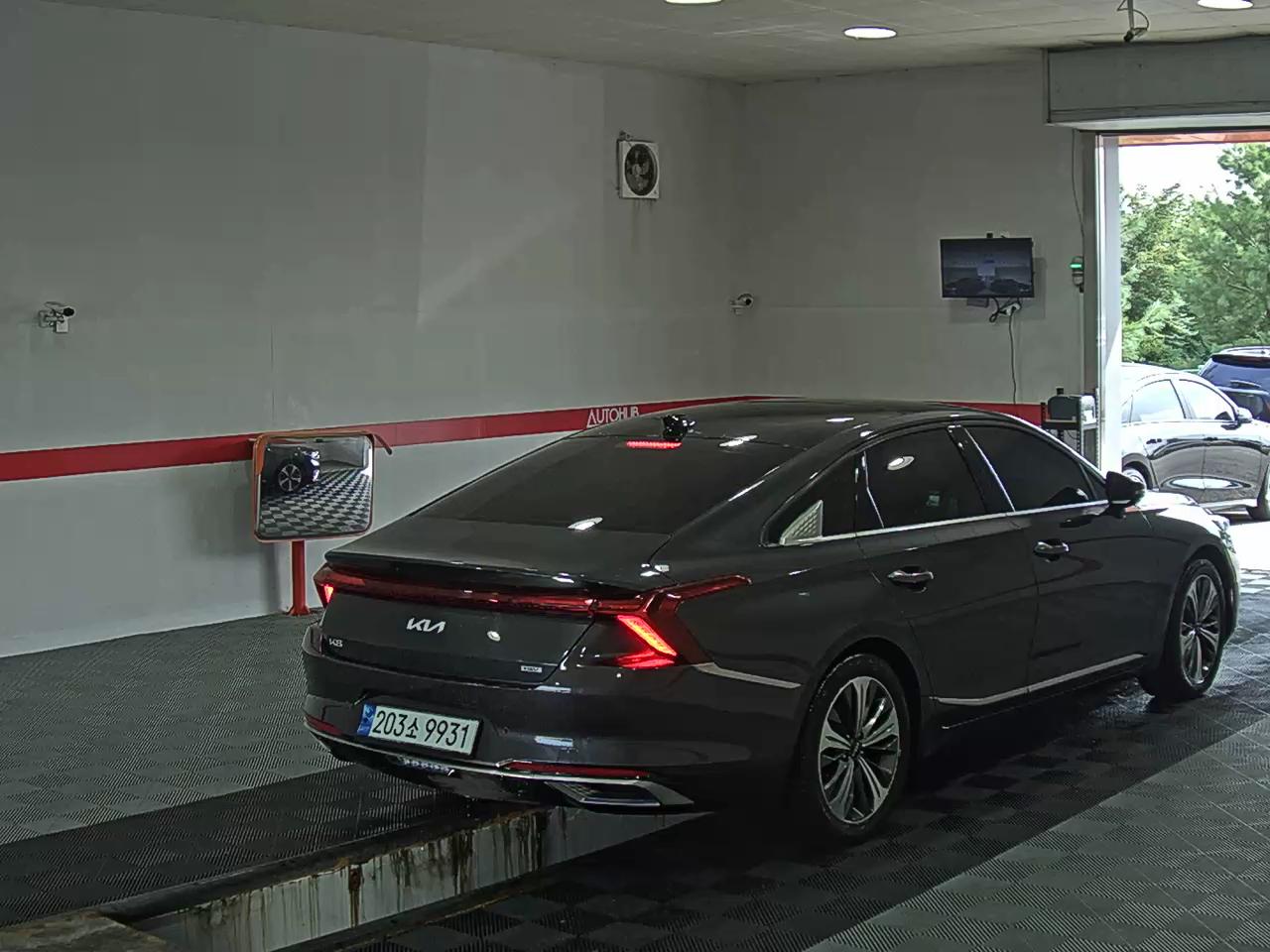 2023 - kia k8