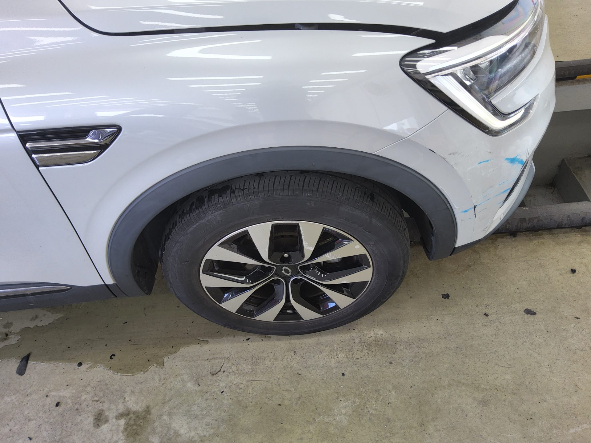 Renault Xm3 2023 — صورة 20