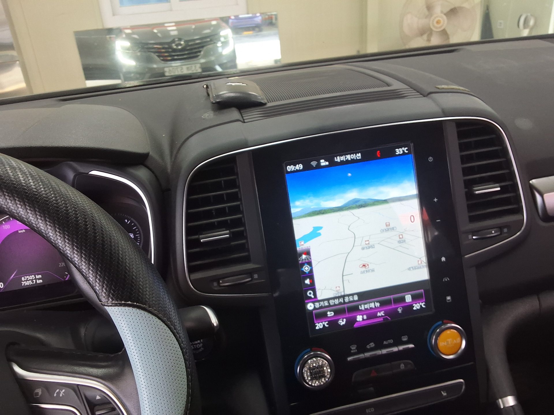 2019 - renault qm6